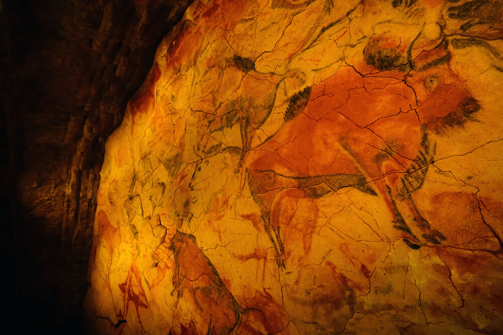 Nordspanien-Urlaub: Detail der berühmten Malereien in der Höhle von Altamira, Kantabrien.