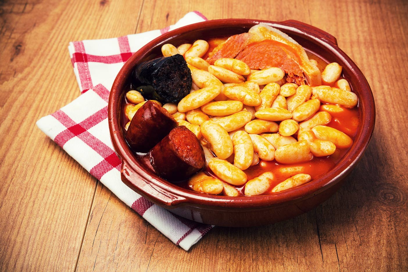 Platos de comida: fabada