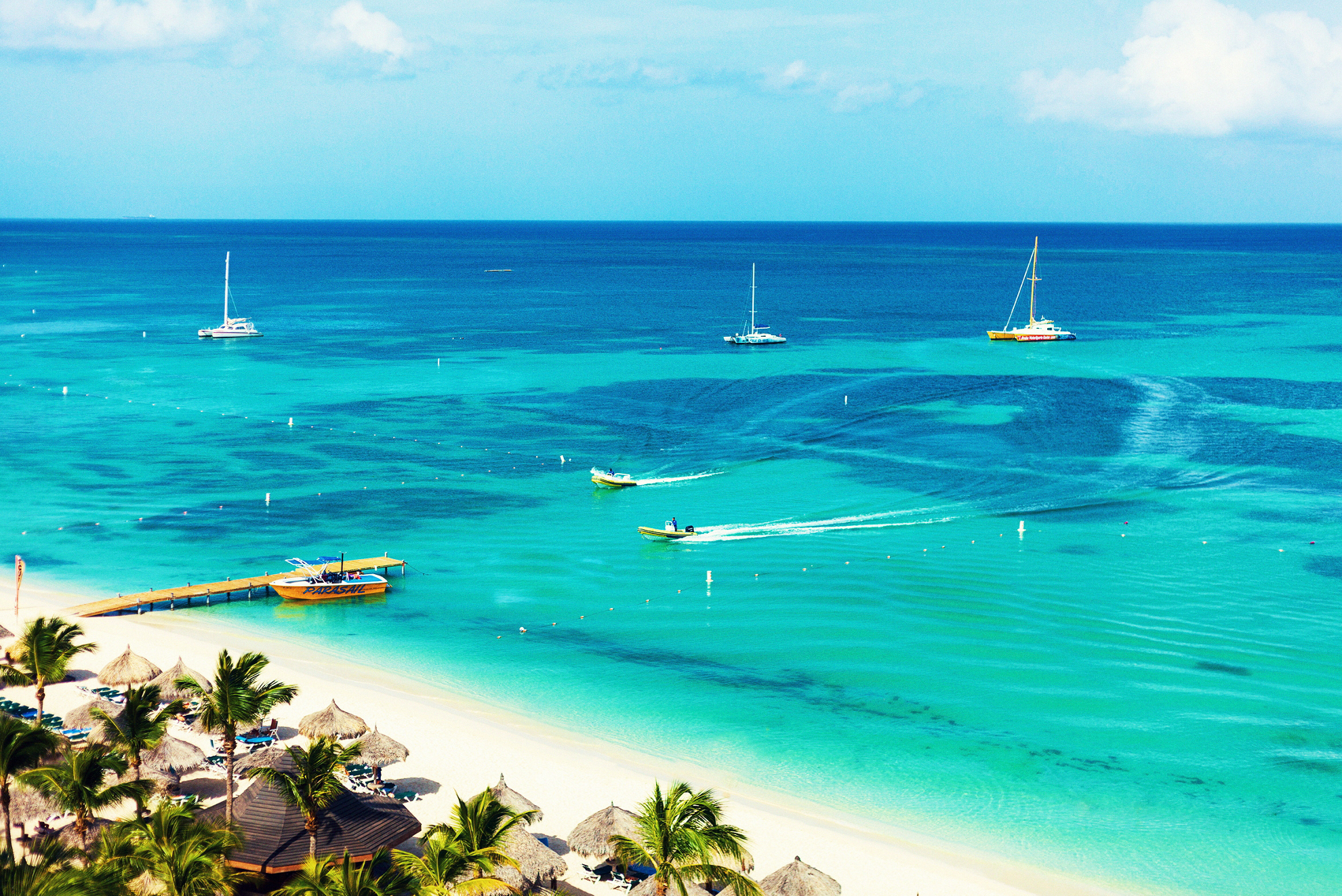 pin-and-travel-strande-arubas