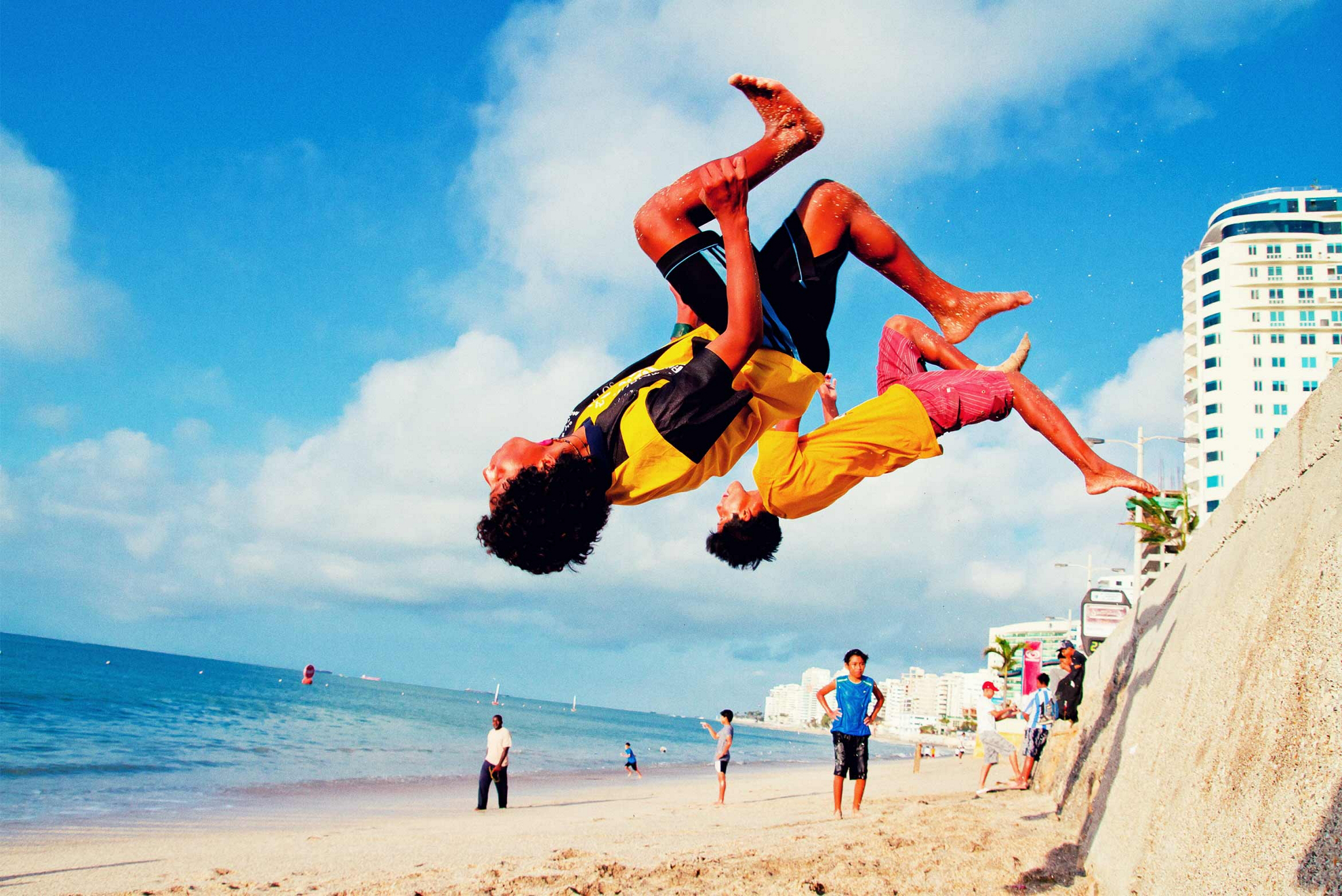 pin-and-travel-spondylus