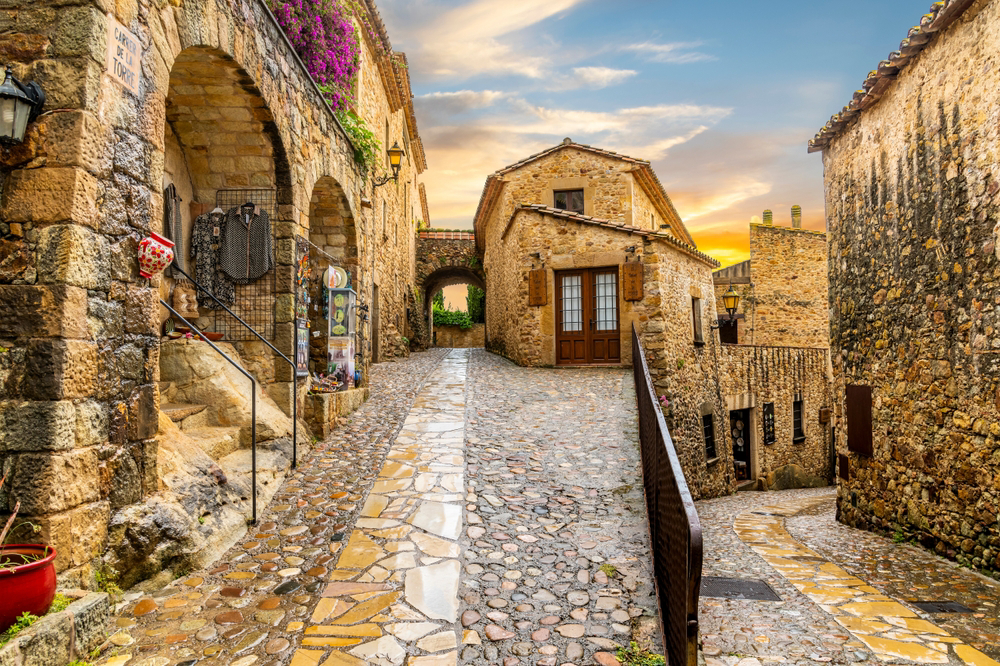 que ver en el emporda