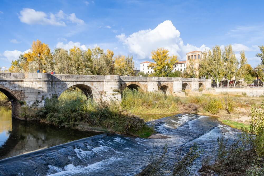 que ver en leon y alrededores 