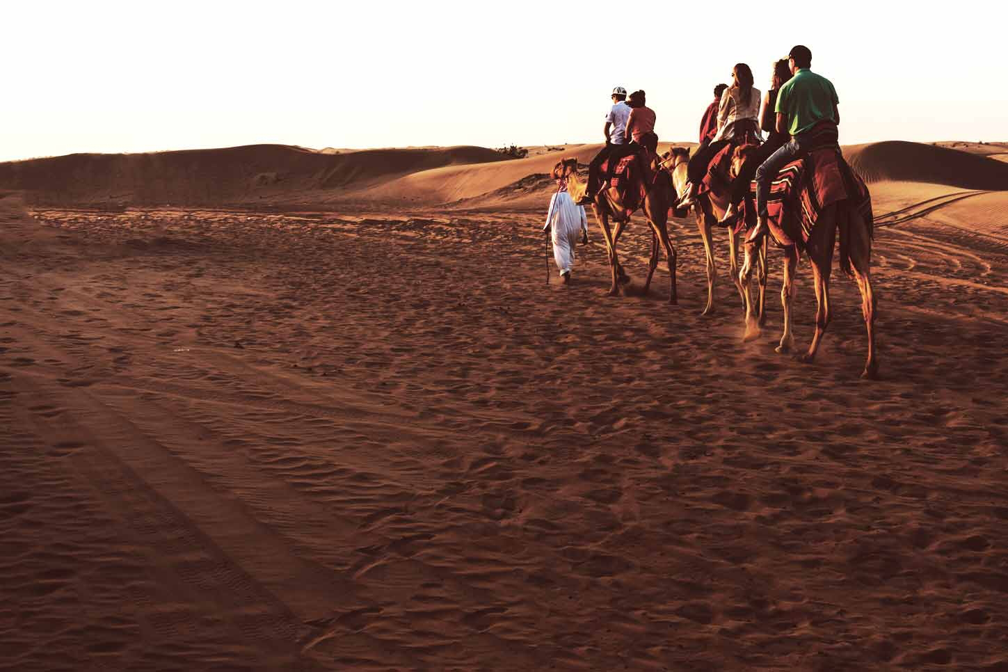 World Tourism Day 2019 a Dubai: tra lusso sfrenato e dune rosse su un cammello