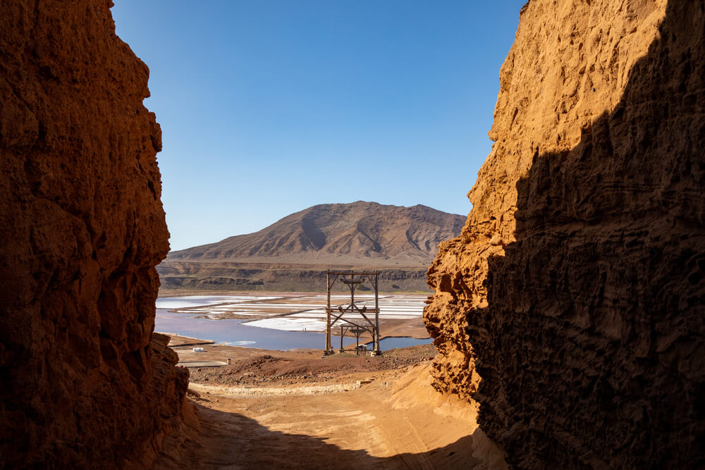 Sal Island: Golden rocks surrounding the salt flats of Pedra de Lume