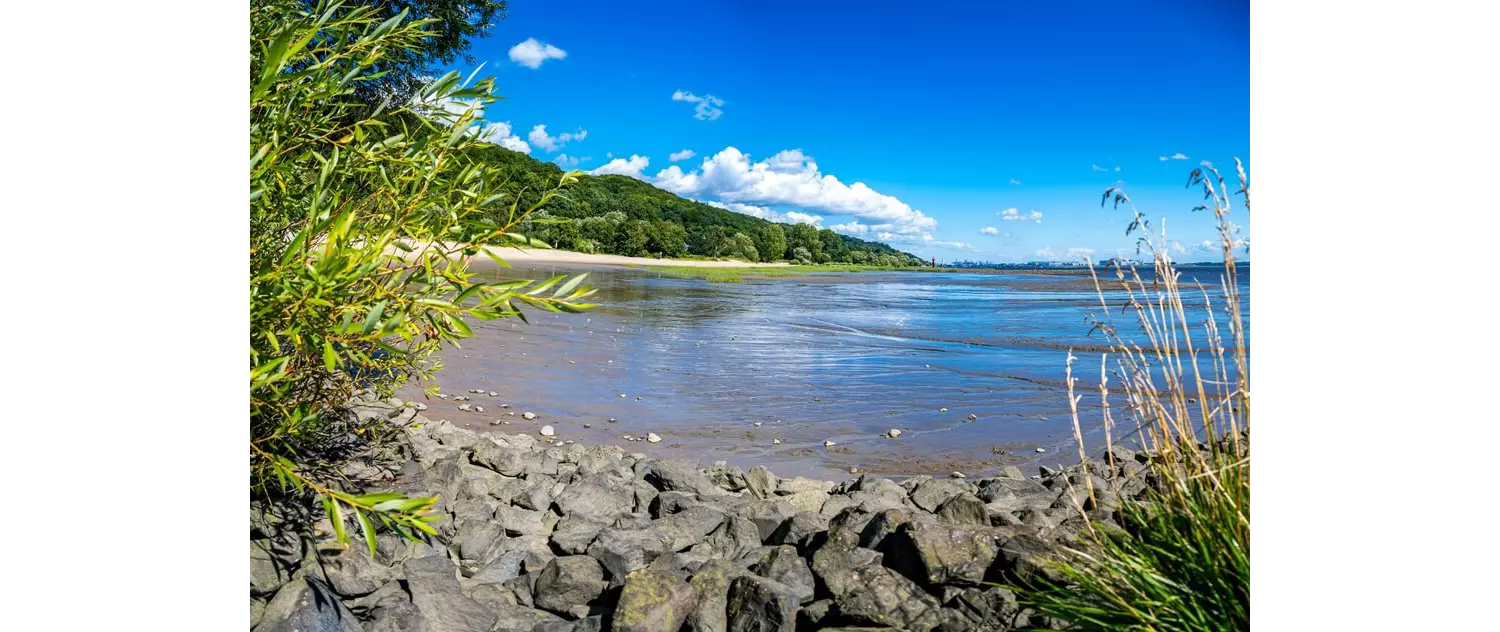 Aktivitäten in Hamburg: Strand an der Elbe.