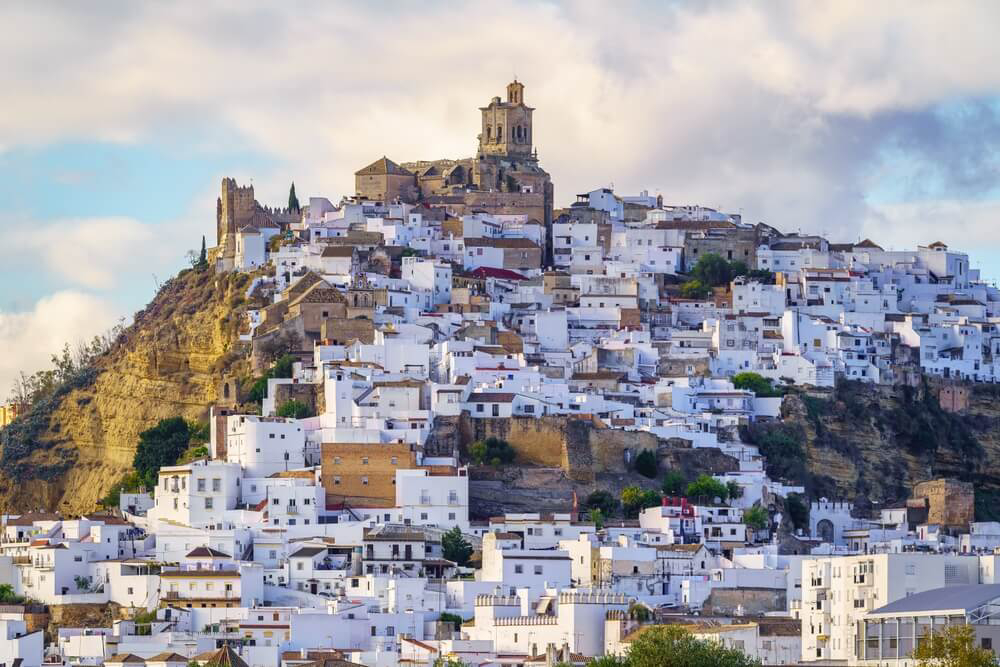 Sherry: Arcos de la Frontera a white village in Andalusia
