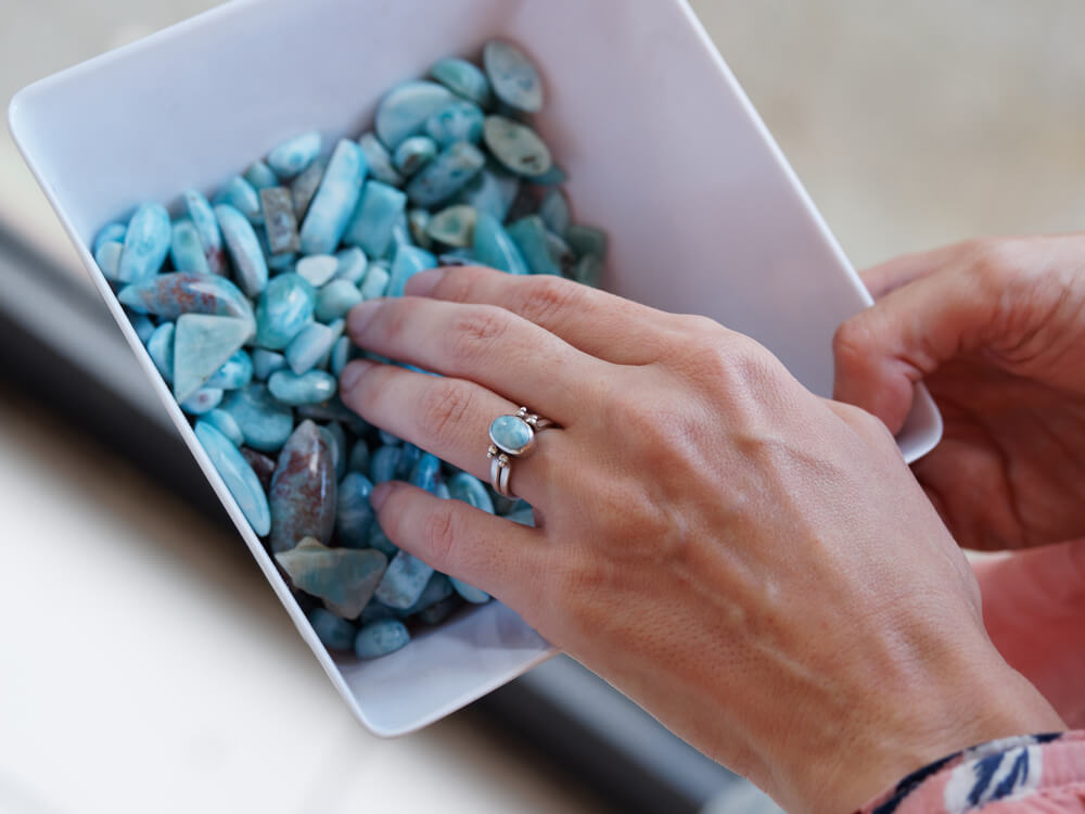  Larimar jewelry, one of the most special souvenirs from the Dominican Republic