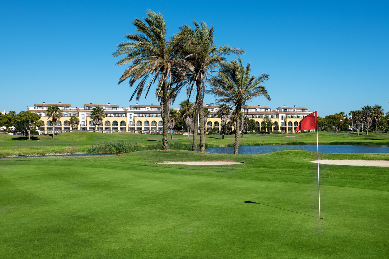 Sporthotels Andalusien: der Golfplatz des Barceló Costa Ballena Golf & Spa.