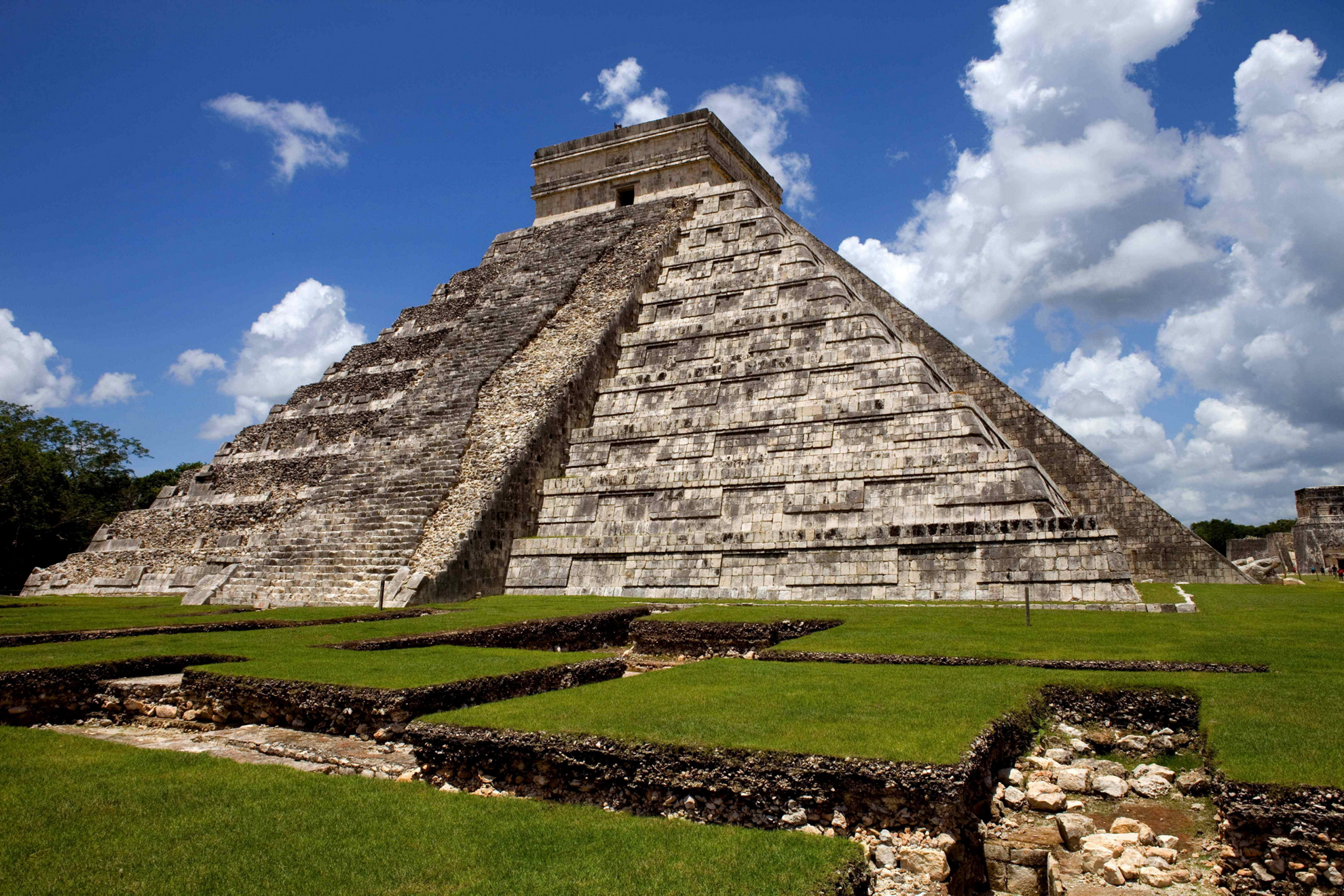 Tagundnachtgleiche Chichén Itzá: Pyramide des Kukulcán.