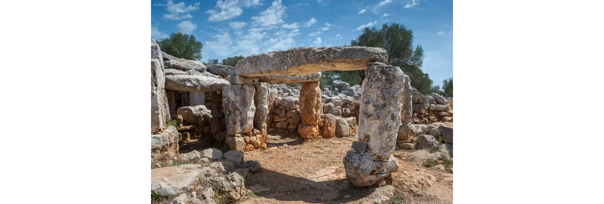 Talaiots Menorca: A close-up of the taula at Torre d’en Galmés