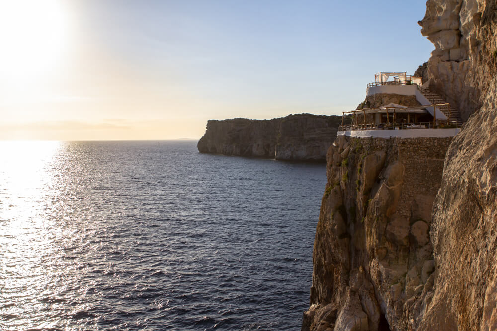 Cova d’en Xoroi: A sheer clifface with a bar perched inside it