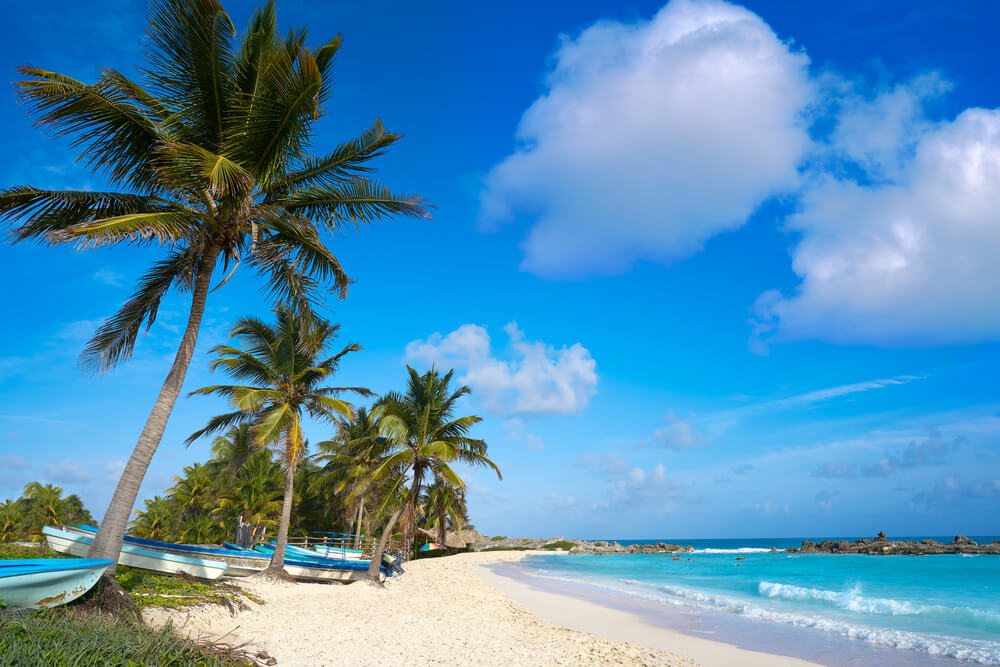 Cozumel: A side view of the Chen Rio beach on Cozumel Island, Mexico