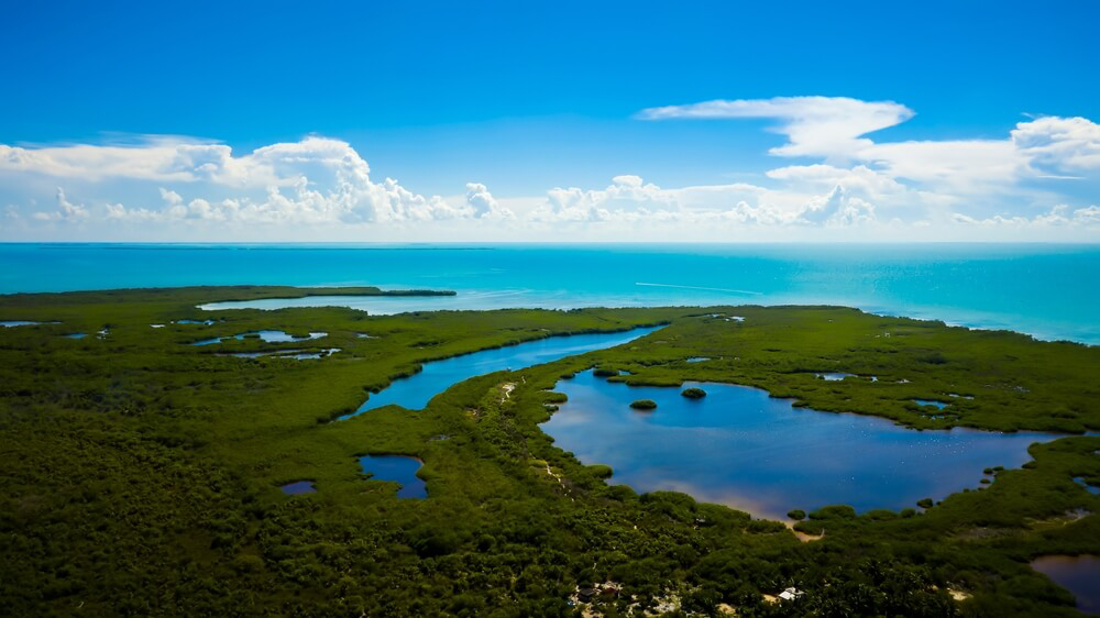 Das Biosphärenreservat Sian Ka’an in Mexiko aus der Luft gesehen.