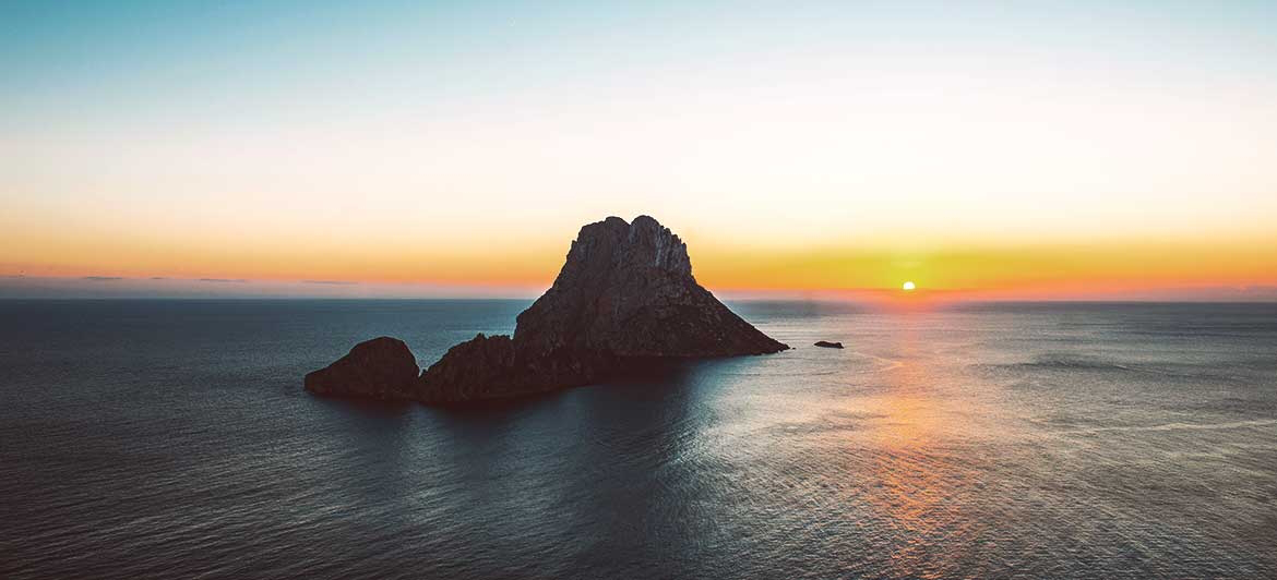 Prendersi cura di sé e trascorrere le vacanze Ibiza secondo la filosofia lagom