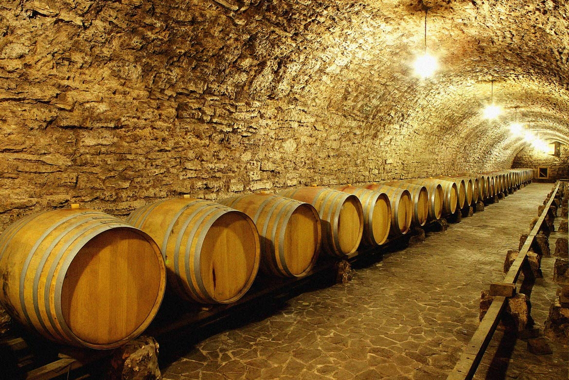 Spanisches Weingebiet Jerez: eine der typischen Bodegas