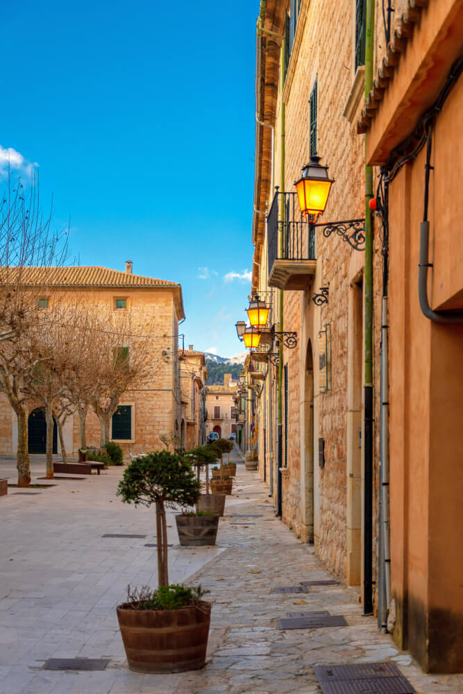 Binissalem: A typical street in Binissalem Mallorca 