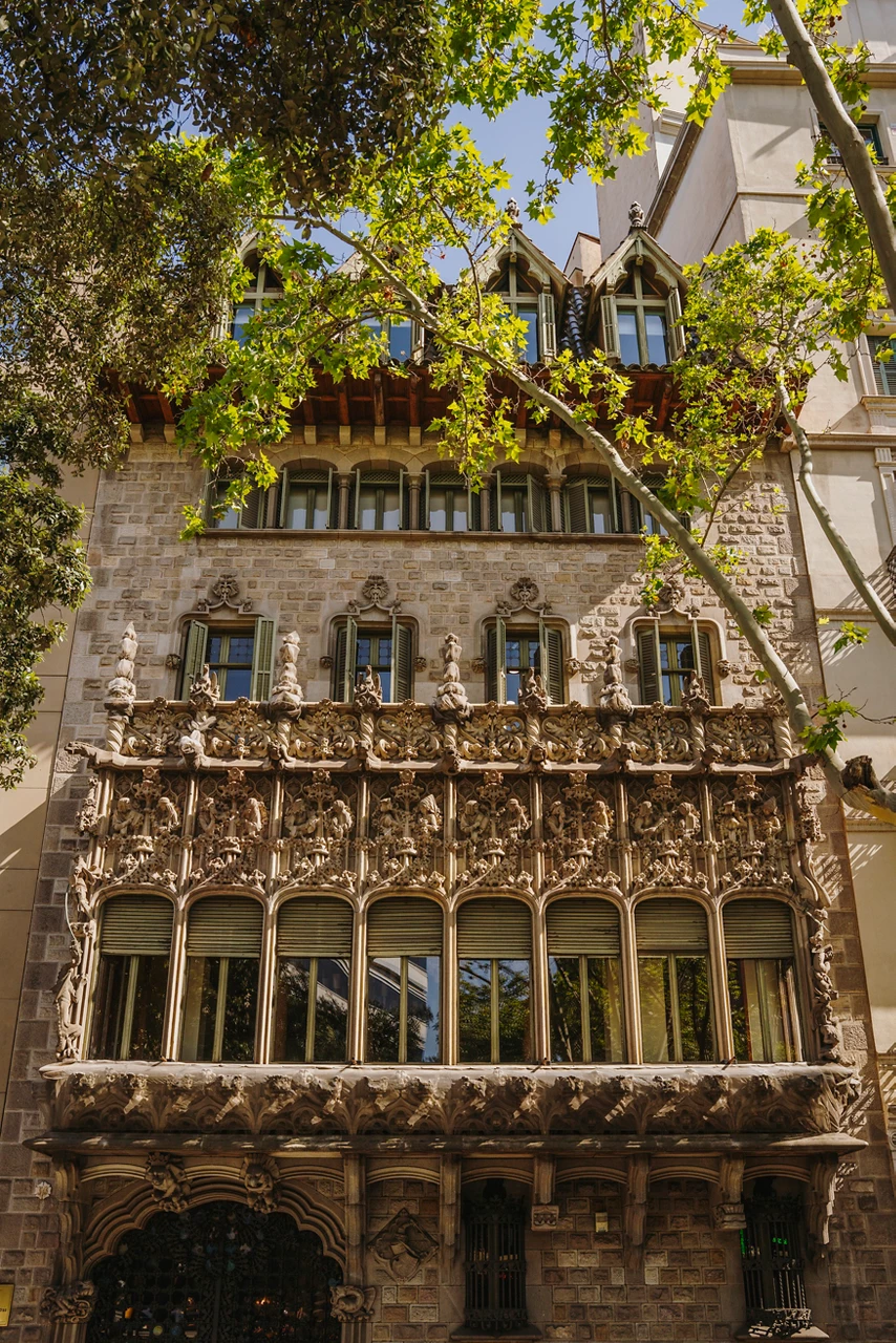Palau Baró de Quadras