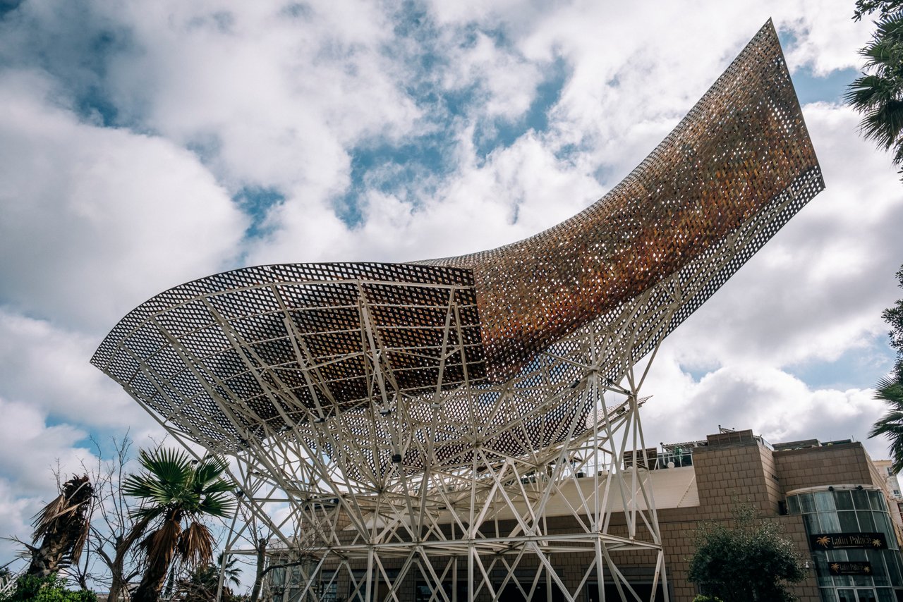 L' escultura conegut com Peix