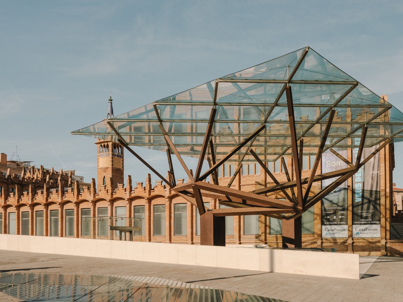 Façana del CaixaForum