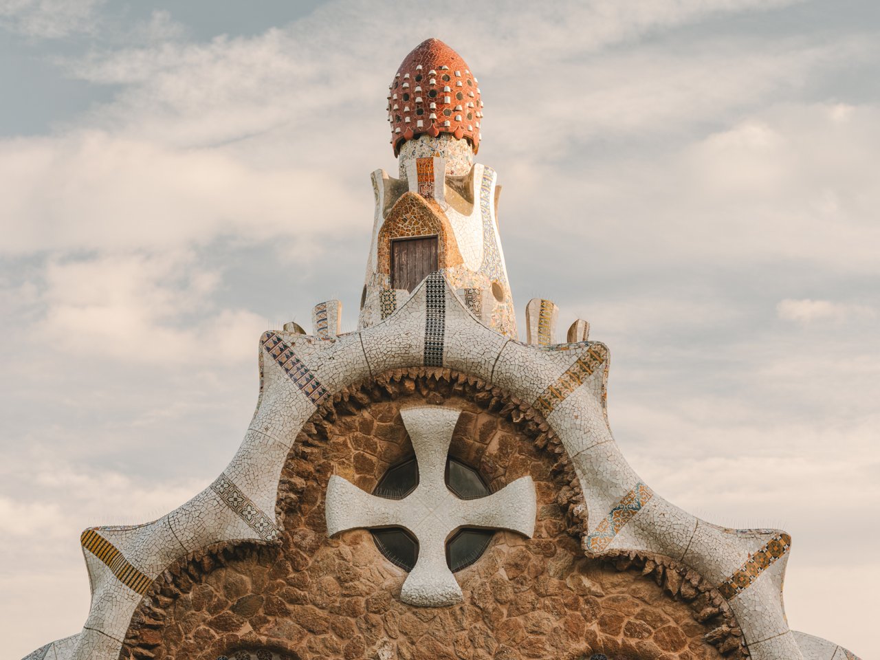 Part superior Casa del Guarda al Park Güell. Museu d'Història de Barcelona