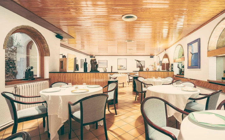 Sala. Fonda Sala