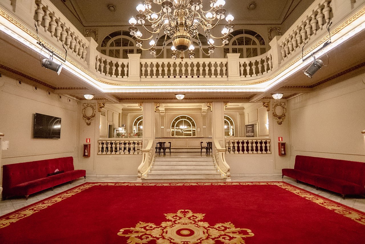vestíbul del Teatre Tívoli