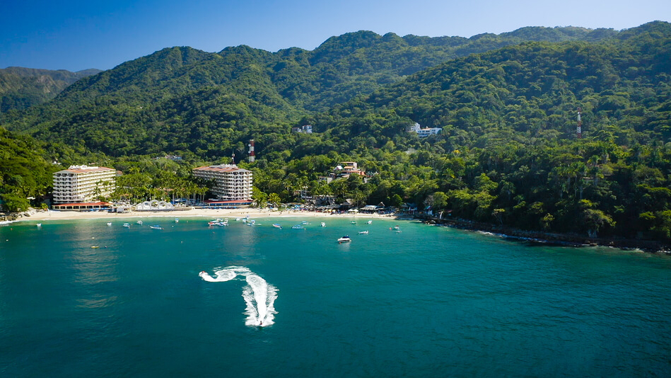 Mismaloya beach is one of the best beaches in Mexico with a hotel