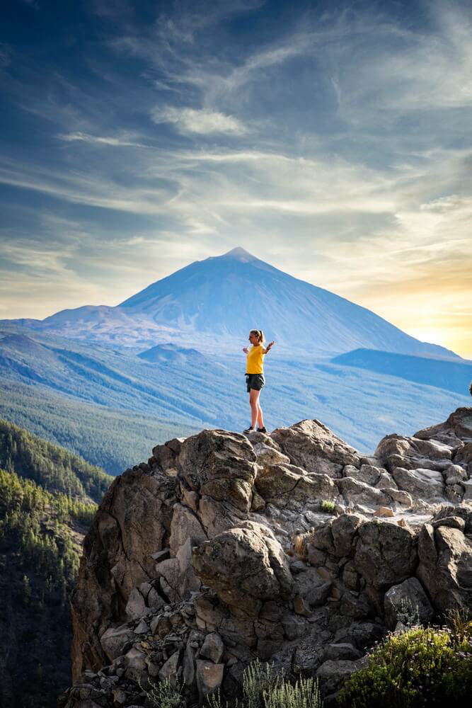 Blue Monday-Reiseangebote: Wandern im Teide-Nationalpark auf Teneriffa, Kanarische Inseln.