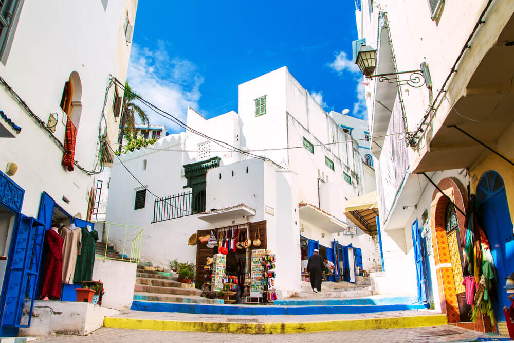 Fähre nach Tanger: die Medina von Tanger.