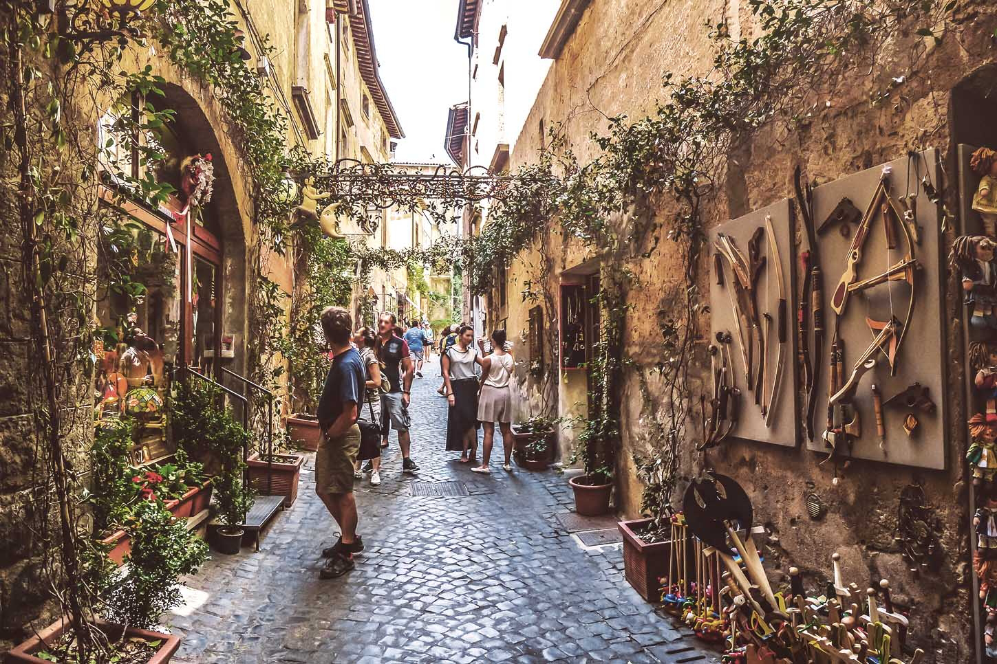 Orvieto si veste di fiori e colori per la Festa della Palombella