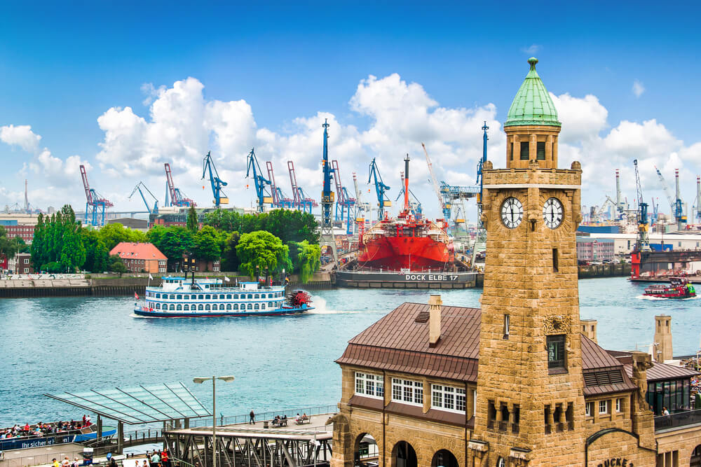 Hafengeburtstag Hamburg: Landungsbrücken.