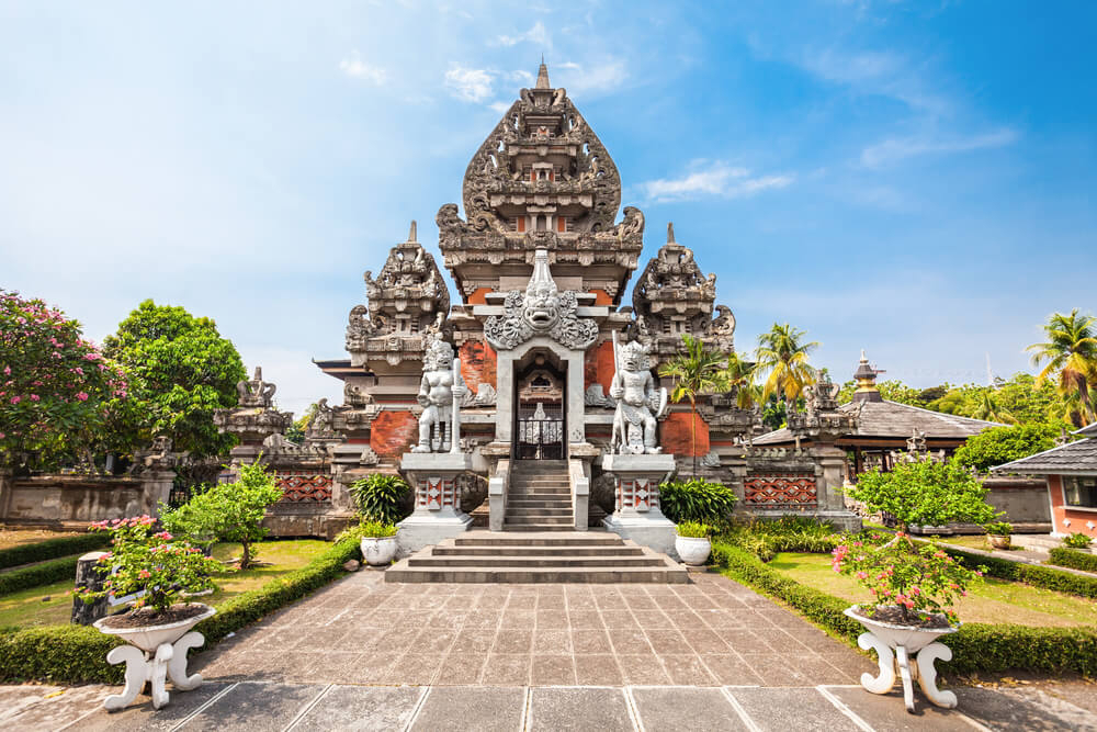 Jakarta Sehenswürdigkeiten: das Taman Mini Indonesia Indah.