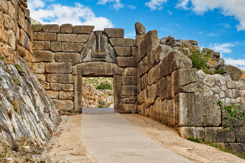 Peloponnese peninsula: The old Lion’s Gate at Mycenae in Peloponnese