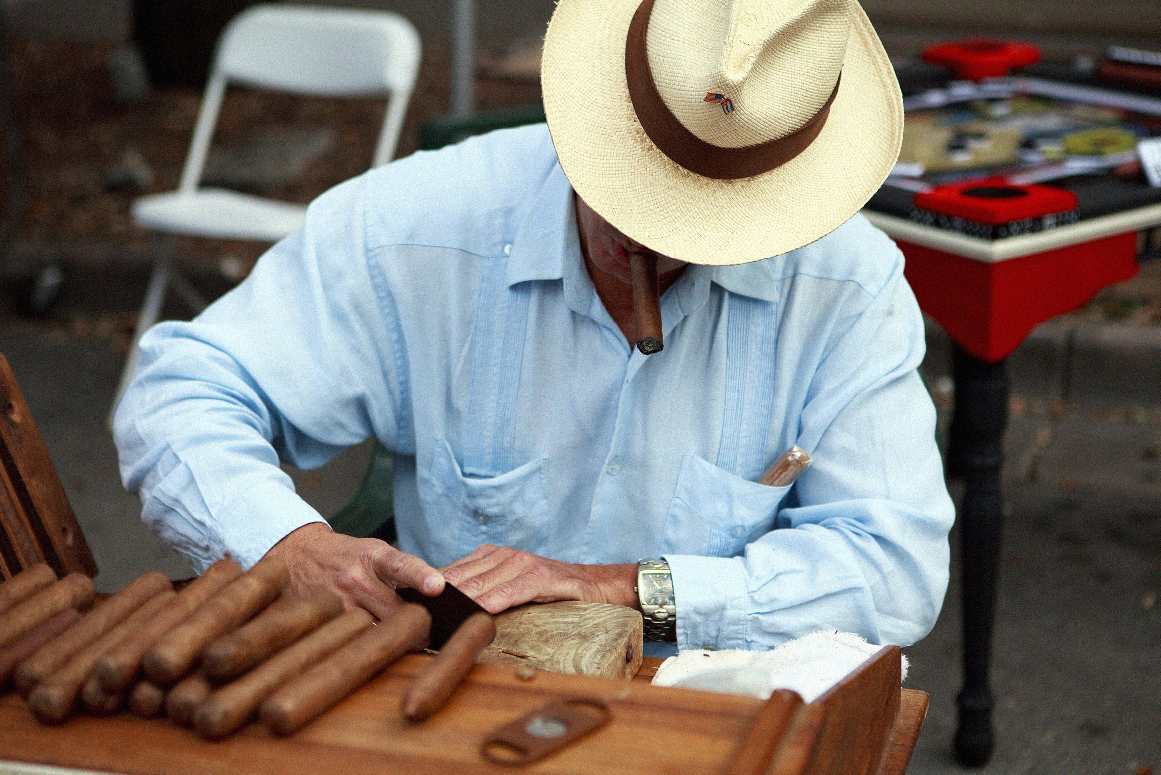 Guayabera-Hemden werden traditionell zur Arbeit getragen.