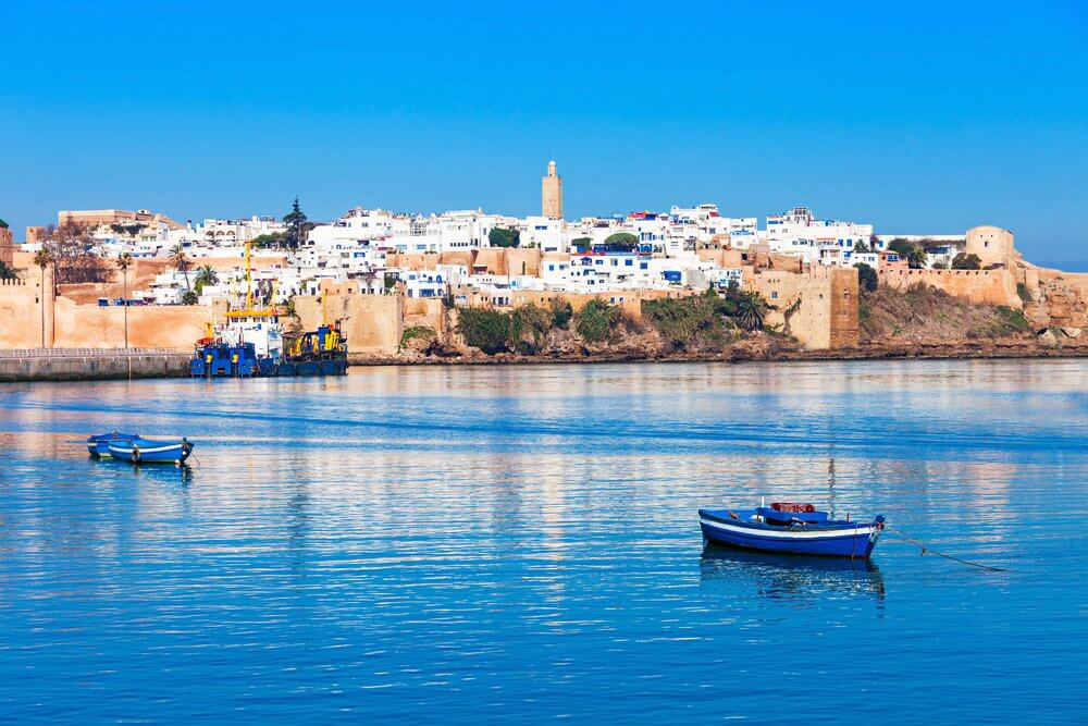 Rabat Sehenswürdigkeiten: Medina vom Wasser aus gesehen.