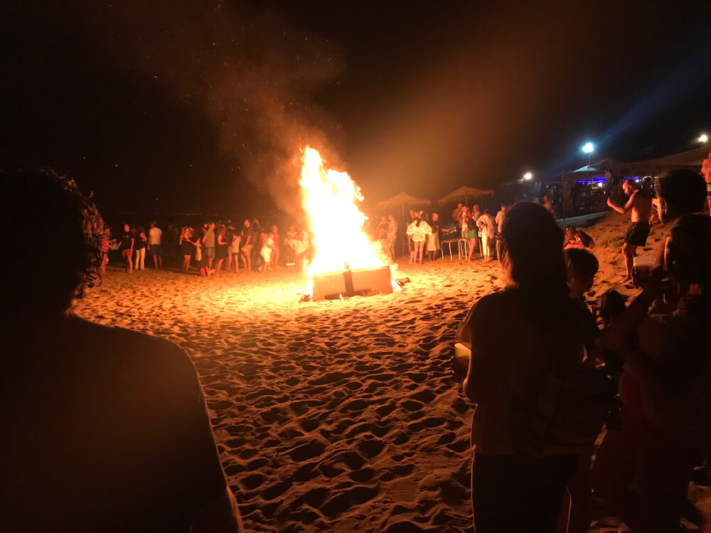 San Juan-Fest: Johannisfeuer am Strand.