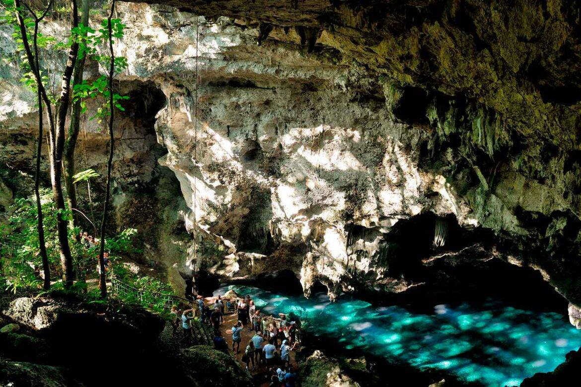 Entdecke in Santo Domingo interessante Orte wie den Nationalpark Los Tres Ojos