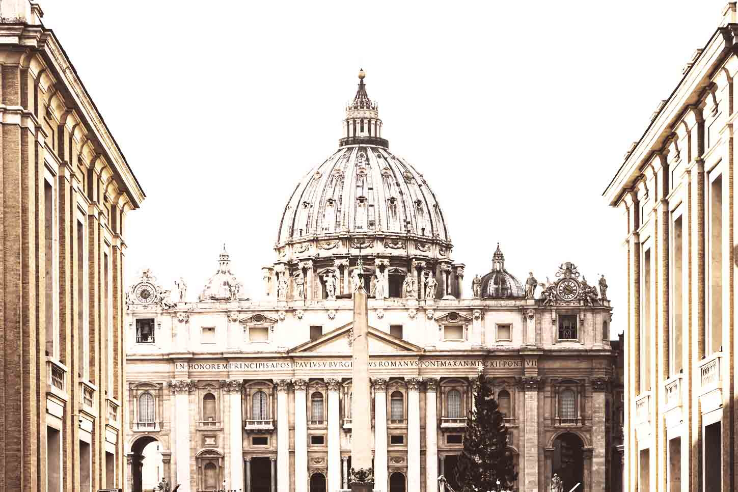 Fra i posti da non perdere a Roma c’è sicuramente Piazza del Popolo