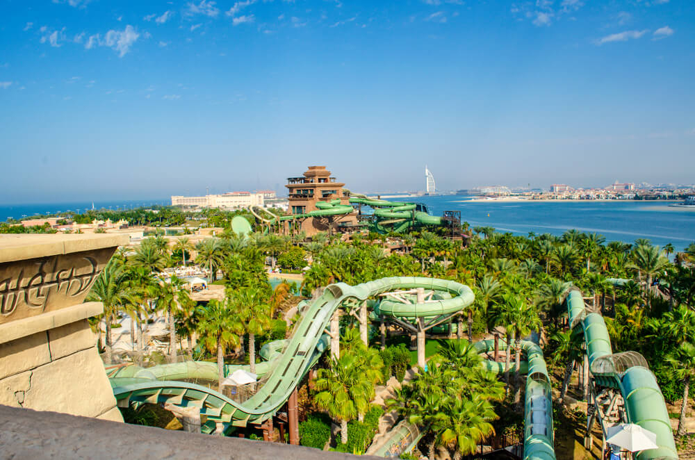 Aquaventure Waterpark: Bird’s eye view of the water park and Dubai in the distance