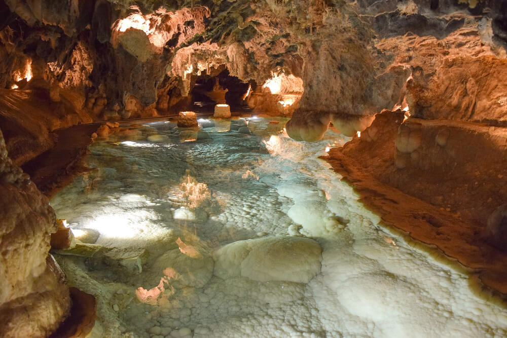 viajar por españa en 2024 aracena Gruta de las Maravillas