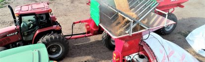 Tractor realizando cosecha BASF Argentina