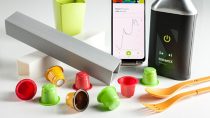 Mit Hilfe der Kombination aus handlichem Messgerät, der intelligenten Datenanalyse und der mobilen App lassen sich Kunststoffe genau bestimmen und unterscheiden.
