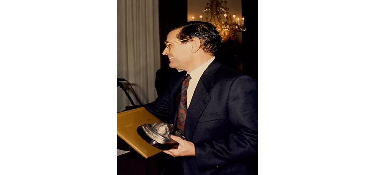 retrato Tortella