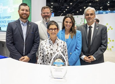 bioMérieux accepts IMV ServiceTrak™ awards at the 2025 Association for Diagnostics & Laboratory Medicine (ADLM) Scientific Meeting and Clinical Lab Expo.