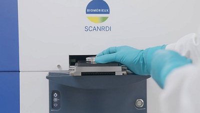 Person using SCANRDI