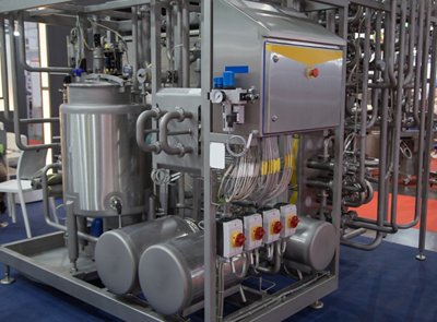 Uht-process-in-milk-factory