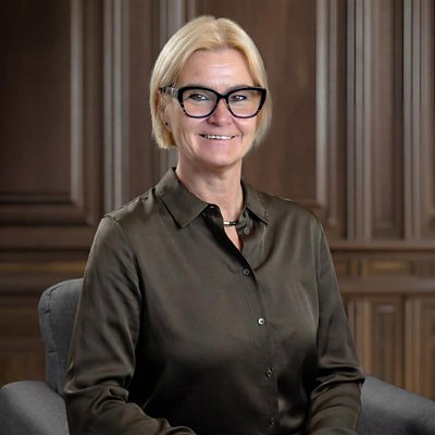 Susanne Treptow, Vice President