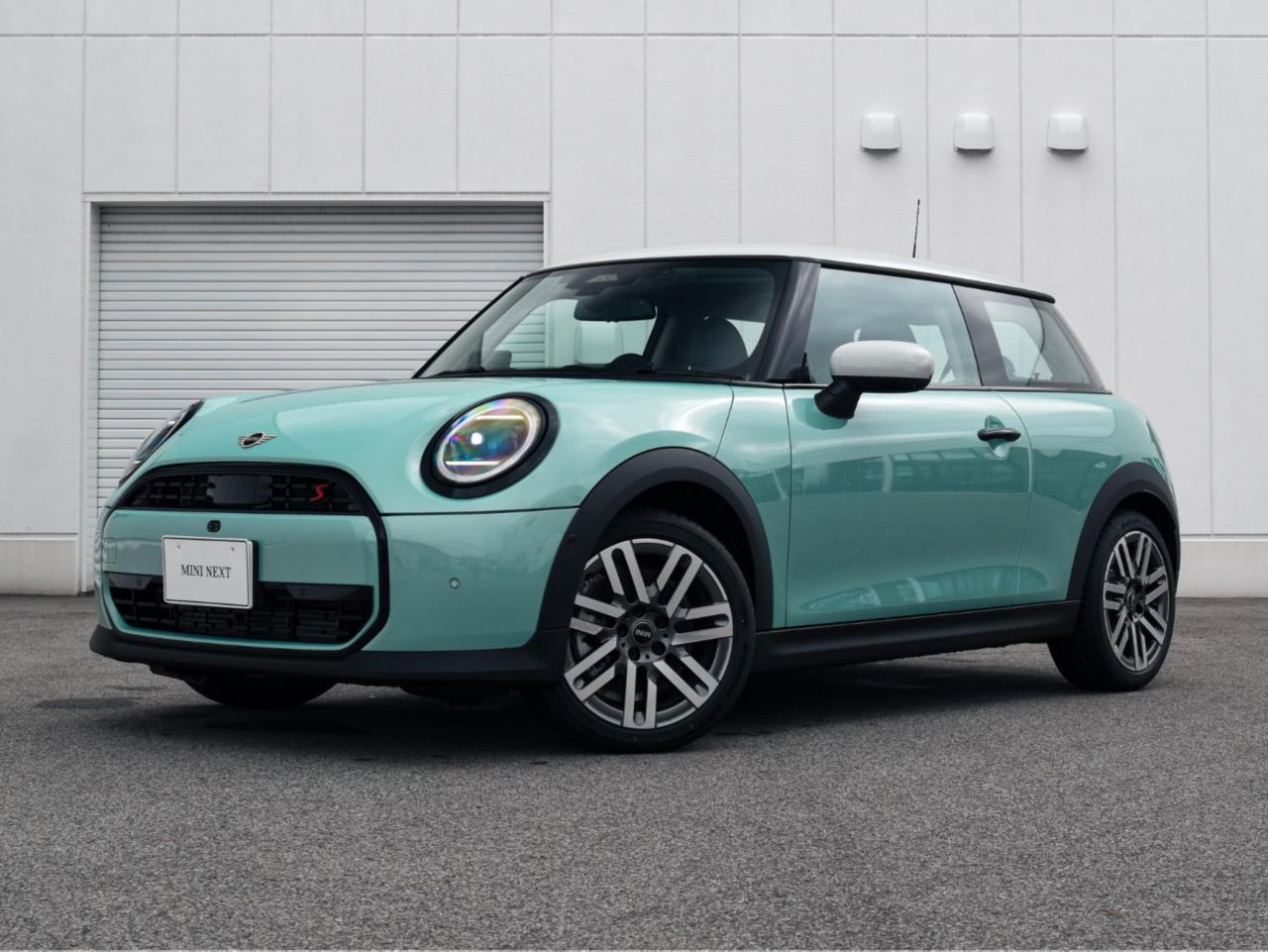 THE NEW MINI COOPER (3 DOOR) S