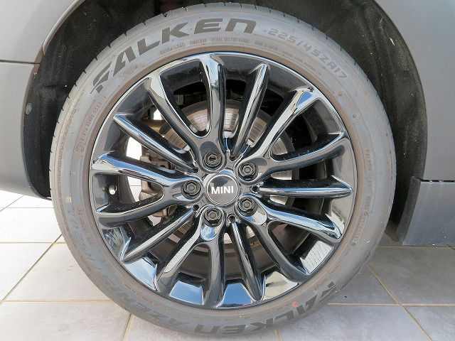 MINI COOPER S CLUBMAN