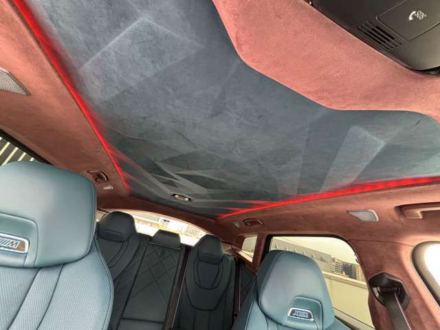XM RHD